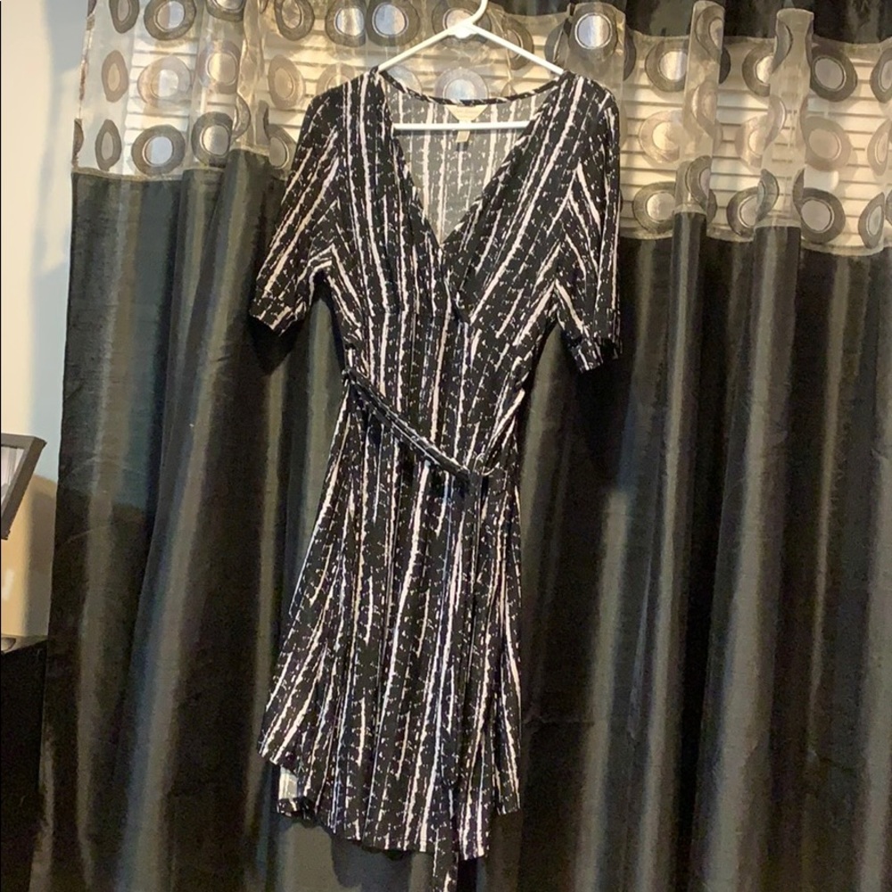 Maternity dress (Three Seasons Maternity)